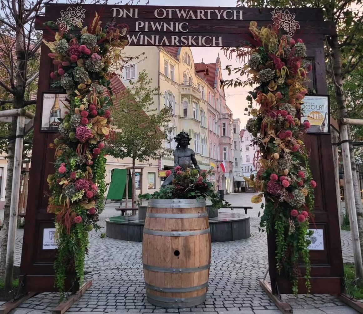 Trwa już drugi dzień Dni Otwartych Piwnic Winiarskich!